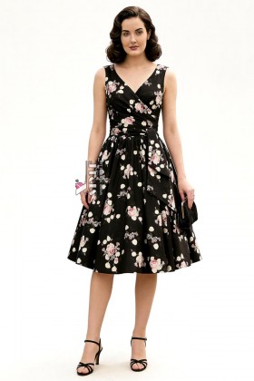 Vintage Wrap Swing Dress with a Floral Pattern and Belt