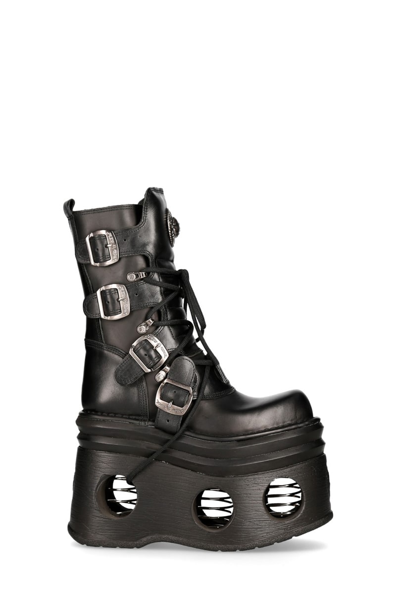 NEPTUNO Boots with Springs, 17