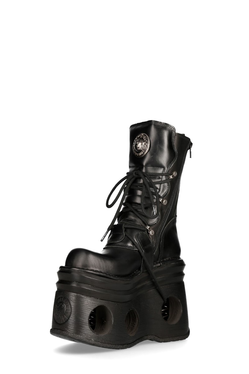 NEPTUNO Boots with Springs, 9