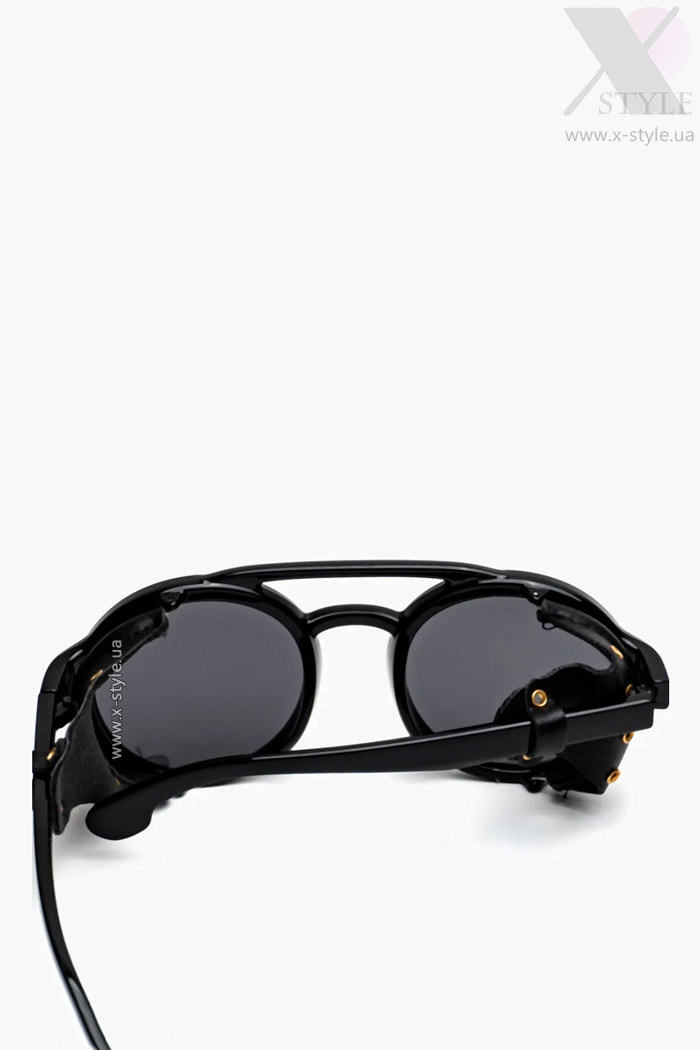 Julbo light Polarized Sunglasses with Blinders, 17