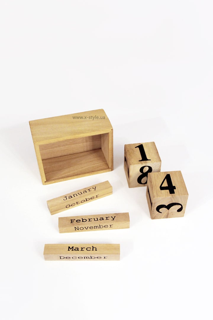 Wooden Perpetual Cubes Calendar, 3