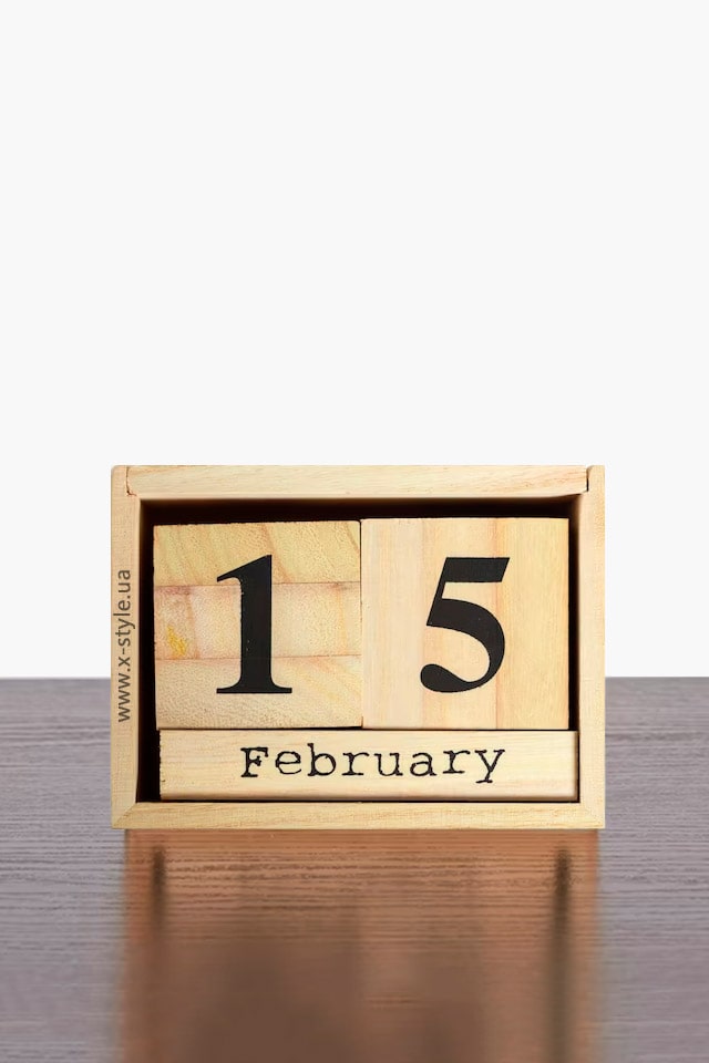 Wooden Perpetual Cubes Calendar