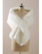 Меховая шаль к костюму Круэллы и Гэтсби