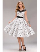 Винтажное летнее платье с цветочным узором и поясом