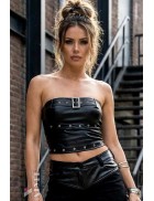 Топ под кожу с пряжкой и люверсами