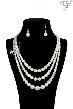 UF-Vintage Pearl Necklace and Earrings