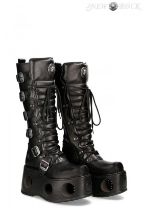 Сапоги с пружинами в платформе