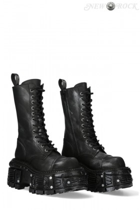 Черные кожаные сапоги со шнуровкой и винтами в платформе