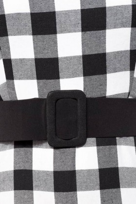 Облегающее платье в клетку с поясом B5495