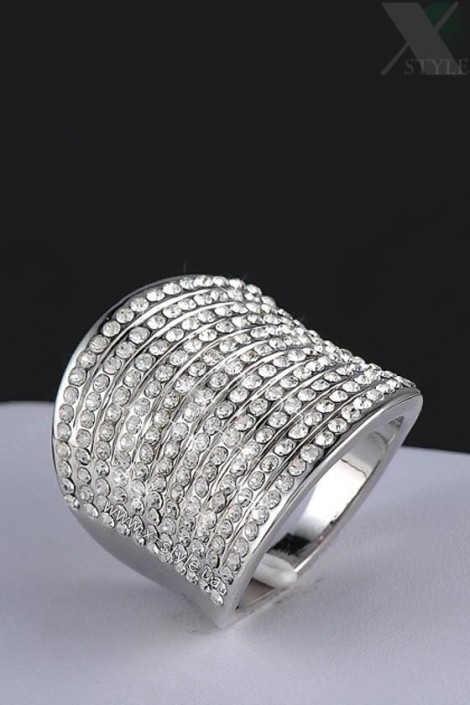 Широкое кольцо с чешскими кристаллами (708146)
