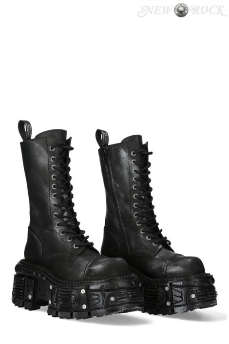 Черные кожаные сапоги со шнуровкой и винтами в платформе (310079)