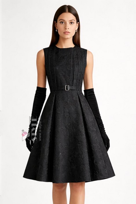 Жаккардовое вечернее платье с цветочным узором и поясом (105605)