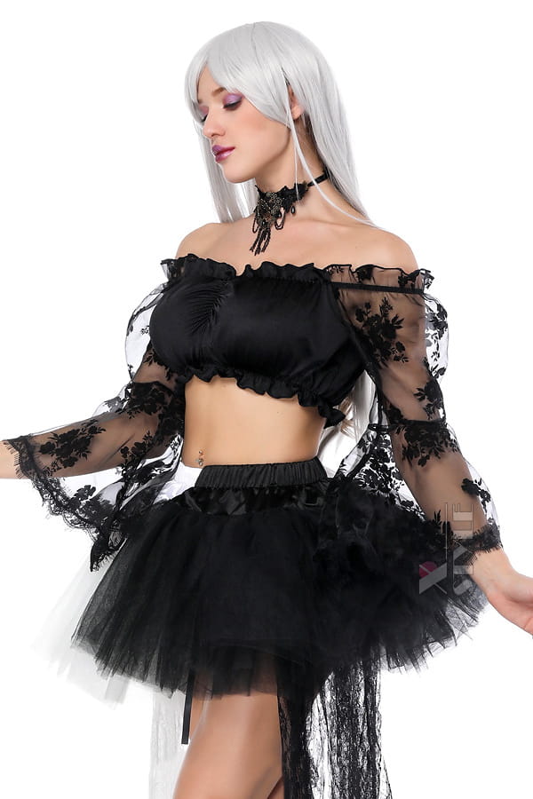 Блузка з ажурним рукавом та вирізом "кармен"