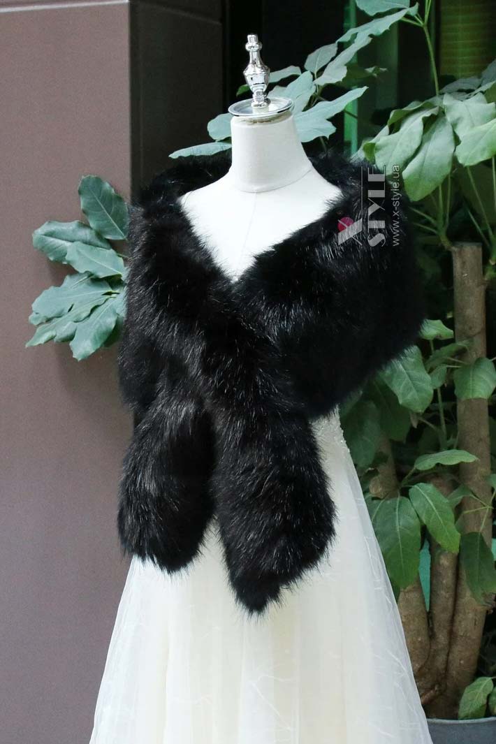 Black Fur Shawl X4138, 7