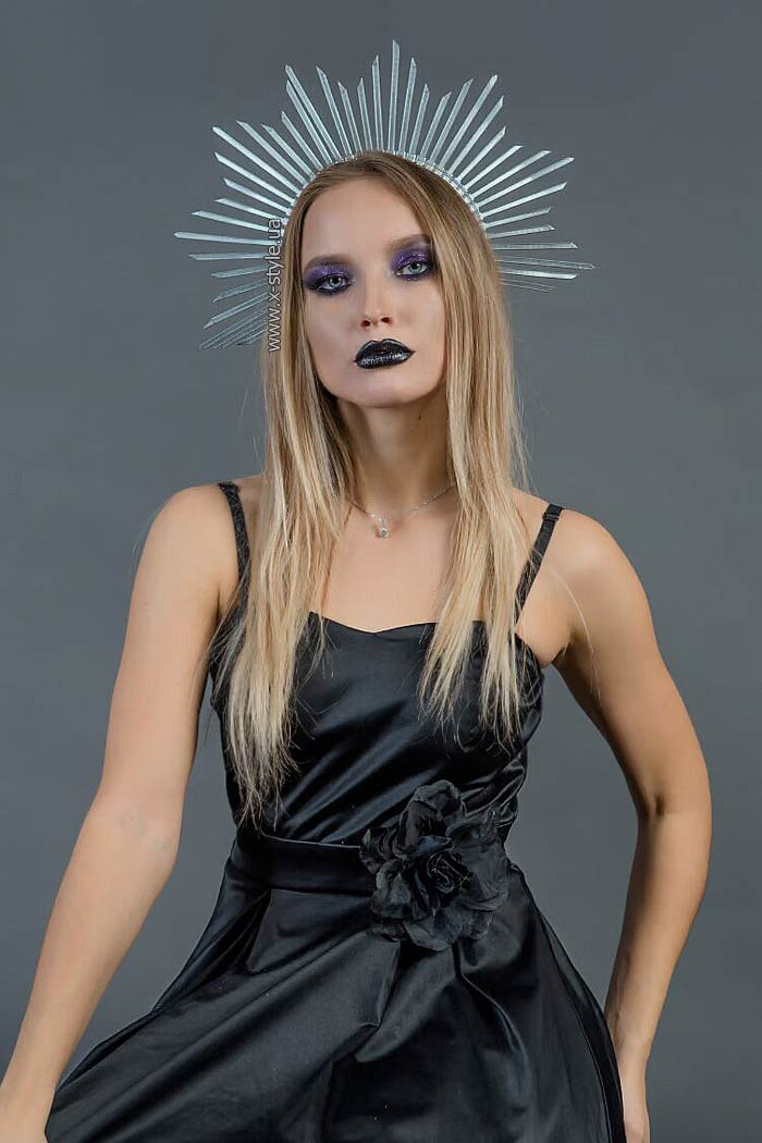 Корона на Хелловін і Burning Man, 5