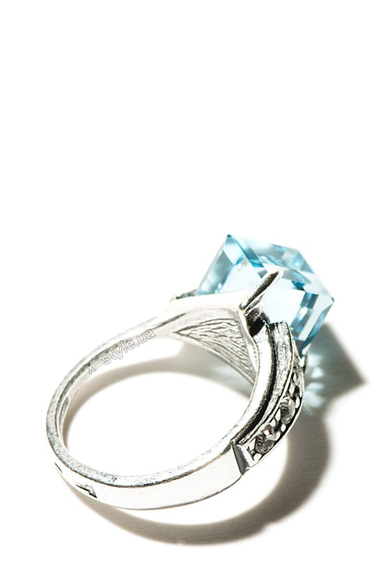 Посеребренное кольцо с большим голубым Swarovski, 3