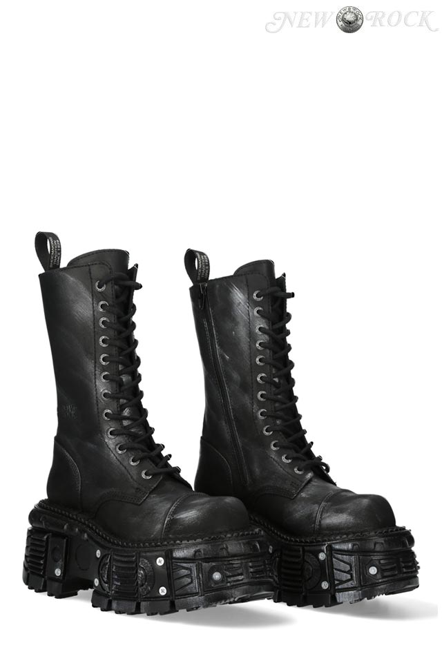 Черные кожаные сапоги со шнуровкой и винтами в платформе