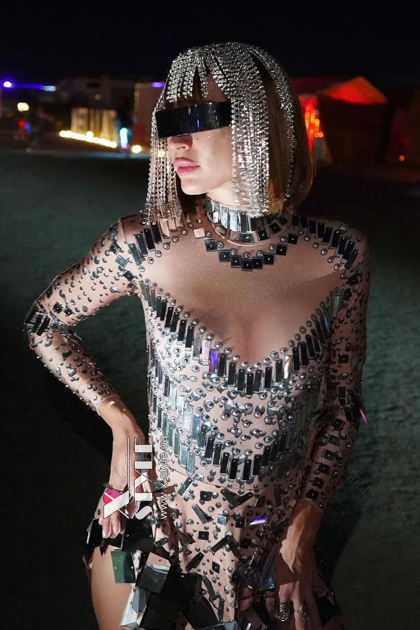 Зеркальное платье Selina телесного цвета, 9