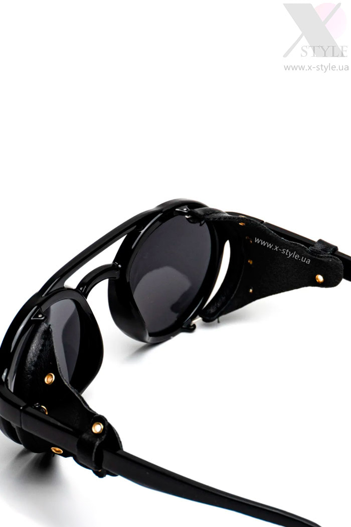 Julbo light Polarized Sunglasses with Blinders, 21